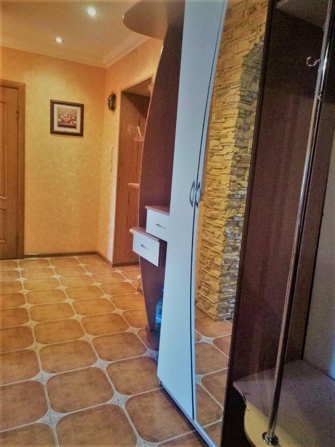 Семейные Апартаменты В Новом Районе У Софиевского Парка Uman Bagian luar foto