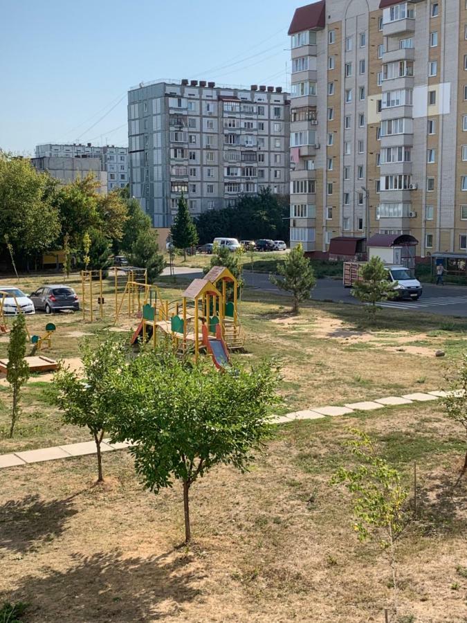 Семейные Апартаменты В Новом Районе У Софиевского Парка Uman Bagian luar foto